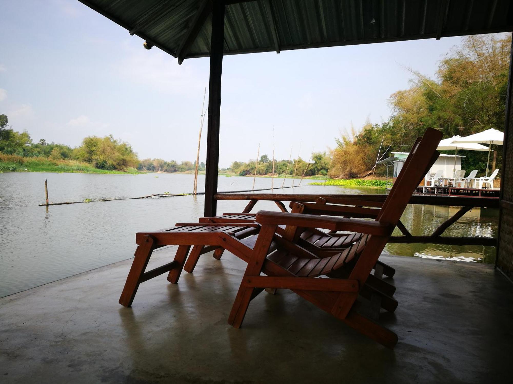 River Marina Resort Uthai Thani Pokój zdjęcie