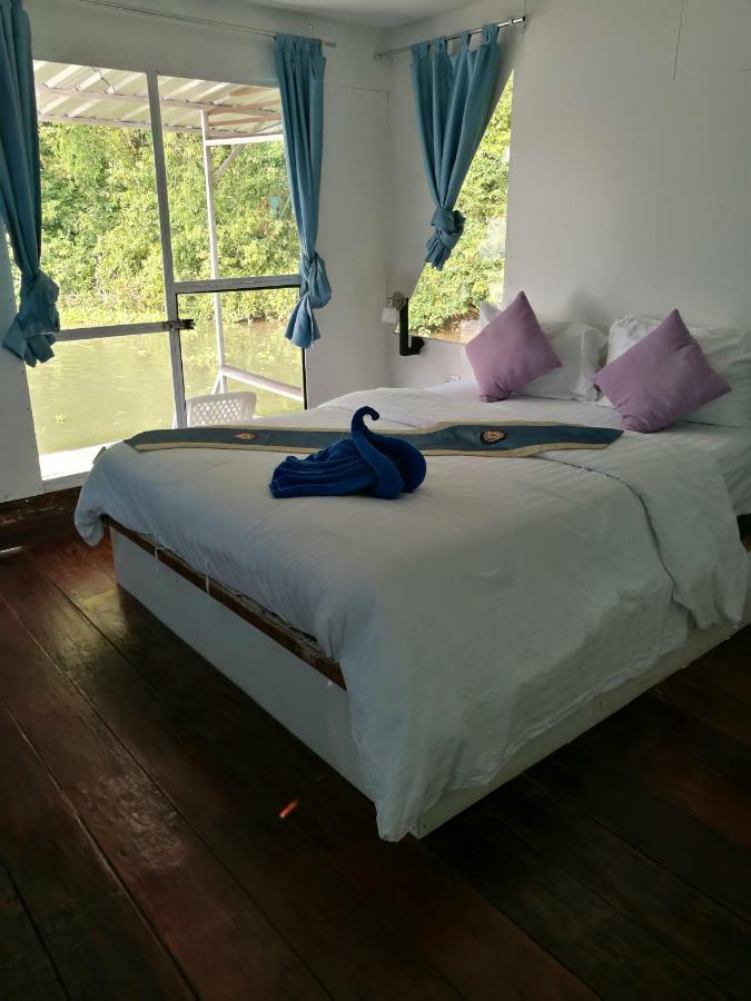 River Marina Resort Uthai Thani Zewnętrze zdjęcie